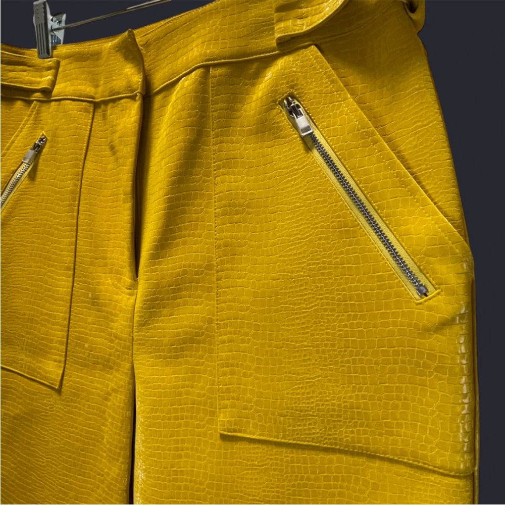NWT Royalty By Maluma Yellow Croc Faux Leather Cropped Pants - Picture 4 of 6